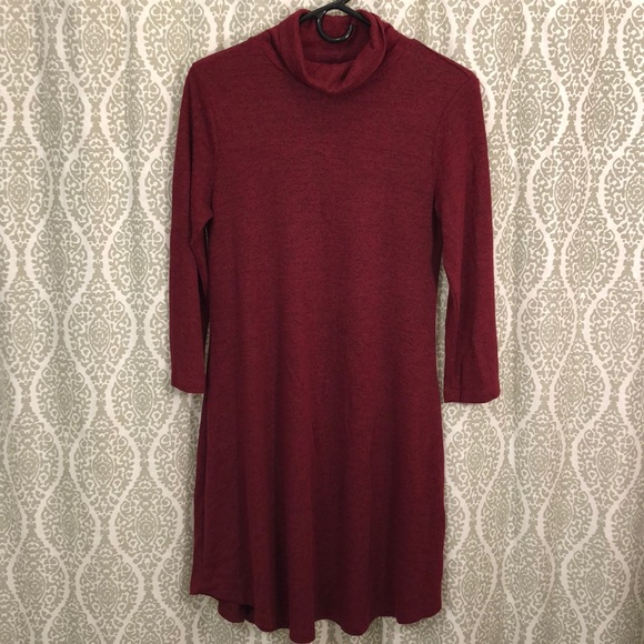 black contrast dress